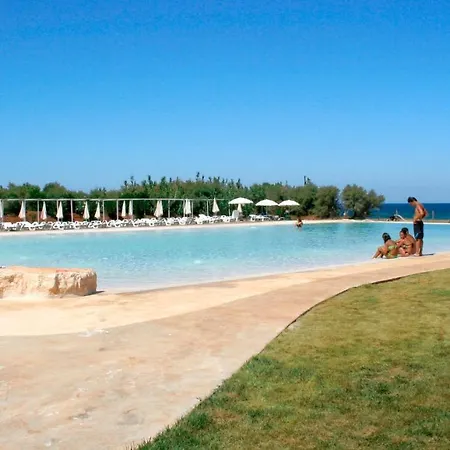 Villaggio Lamaforca 托雷桑塔萨宾娜