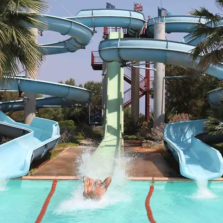 Üdülőpark Villaggio Lamaforca